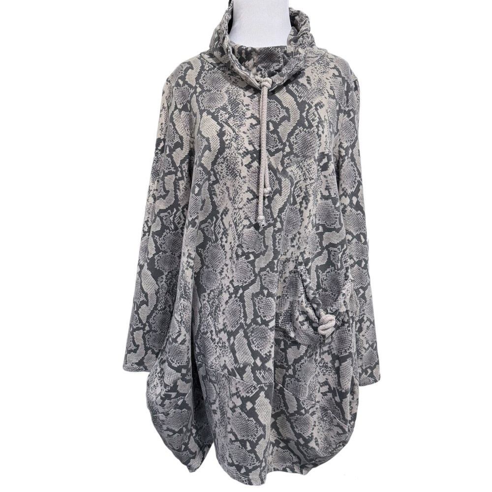 Kaktus Snake Print Cowl Neck Tunic Top Oversized Sweater Size Small Medium